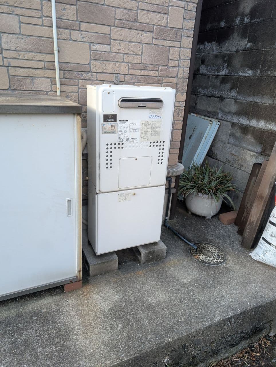泉大津市　給湯暖房熱源機エコジョーズ　ノーリツ　GTH-C2446SAWXD（施工前）