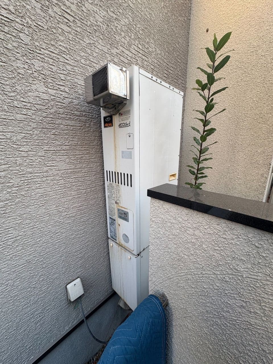 豊中市　給湯暖房熱源機エコジョーズ　パーパス　GH-S2400AWSH3（施工前）